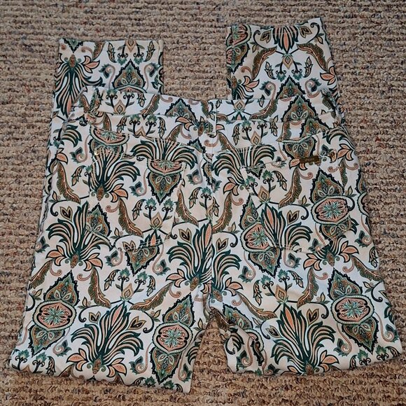 Chico's So Slimming® Girlfriend Ankle Jeans - Picture 8 of 11